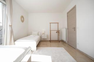 Penthouse with a Neo-Gothic Parish church view - Gand - 4