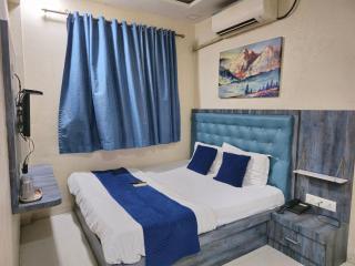 Hotel Mari Aai Residency - 8
