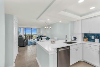 New Ownership. Beachfront. Renovated. Relax, Recharge, Unwind - 1