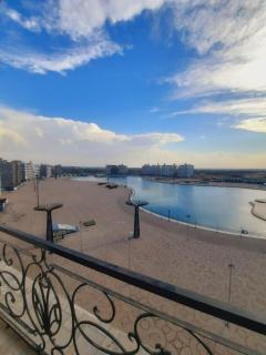 Chic fountain-view Apartment - Malot - 5