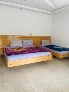 four star hotel and rest - Mingora - 0