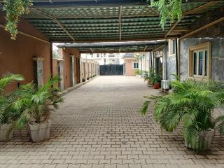 Tofana Hotel and Suites - Abuja - 9