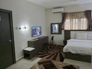 Tofana Hotel and Suites - Abuja - 1