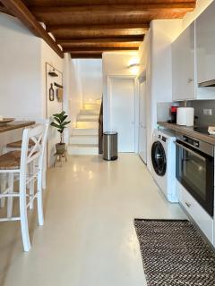 Myconian Villa -7 min Chora - center - 130sqm - 4people - 2 rooms - Secured Free Parking,- Elenas Hospitality - - Mykonos - 5