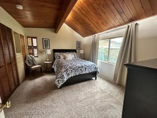 Medford Home And 2 Condos With Pool - Medford - 6
