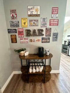 Enchanting Getaway Farmhouse And Tiny House Duo - Jacksonville - 3