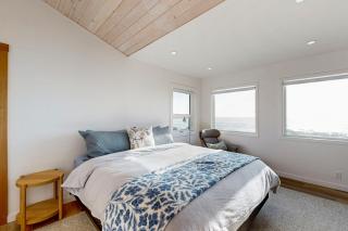 Pomo Cove - Fort Bragg - 1