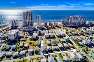 PRIVATE POOL & SHORT WALK TO BEACH - FREE ACTIVITIES - Gulf Shores - 3
