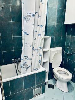 Cozy Studio Apartment in heart of the city - Bar - 3