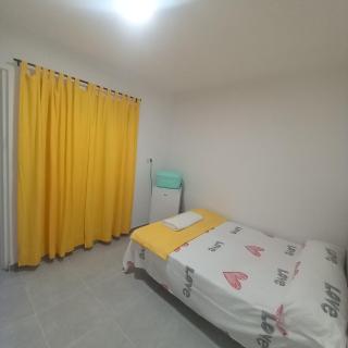 Hiromi Room calle Julio antonio - Alicante - 1