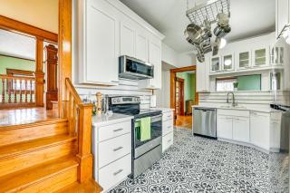 Chestnut Hill Vintage Farmhouse with Deck and Yard - Atlantic - 8