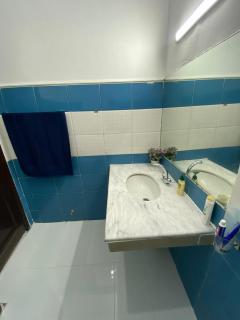 Blue Horizon Room in JoharTown - Lahore - 3