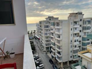 2 Min From The Beach Apartment Next To Lungomare With Sea View - Vlorë - 0
