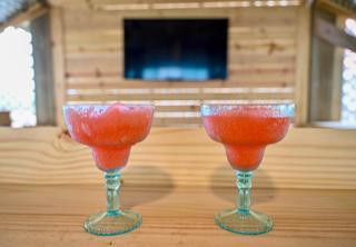 Short walk to Beach - Hot Tub Cold Plunge Pool & FREE ACTIVITIES - Gulf Shores - 5