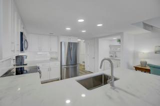 Shipwatch 308B by Wild Dunes, Oceanfront Condo with Resort Amenity Access - 3