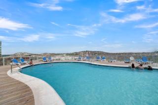 Beachy Family Home - Pools Balcony Beach Access - Gulf Shores - 9