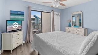 Beachy Family Home - Pools Balcony Beach Access - Gulf Shores - 8