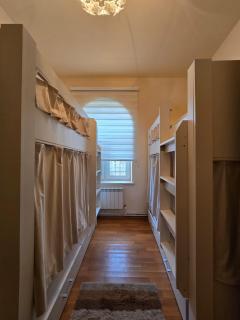 Cafe Terrace Hostel - Baku - 4
