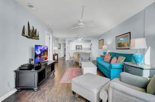 Summerhouse 208 by Wild Dunes, Ocean View Condo - Isle of Palms - 2