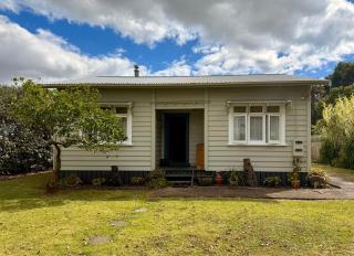 Auntys - Kaitaia - 0