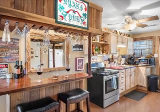 Barndominium with Farm and Firepit near Lake Georgetown - Georgetown - 6