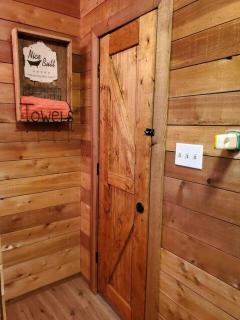 Ranch Family Cabin - - 8
