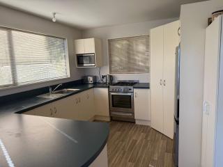 Charteris Bay Holiday House - Diamond Harbour - 1