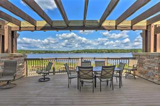 Lake Access and Game Room Cabin in Pocono Mtns - Pocono Lake - 8