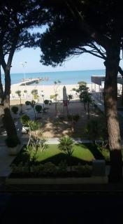 Vila Reni Apartament - Golem - 4