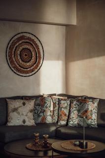 Paragon Suites 3 - 2