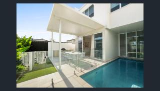 Opulence on Kunari Buddina, Sunshine Coast - Buddina - 0