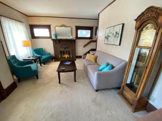 The River's Echo-Historic River House-4 Bedrooms, 6 Beds, 10 Guests - Saint Croix Falls - 6