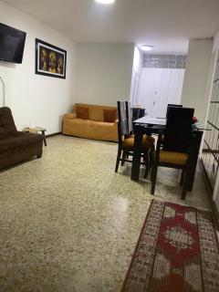 Apartamentos cerca ala basílica - Buga - 1