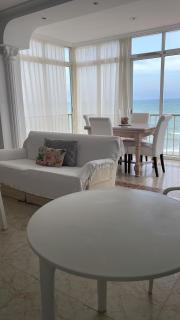 Apartamento con Vistas Panorámicas - 8