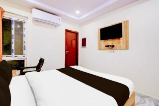 Hotel O RAGA'S GRAND LUXURY ROOMS - Surūrnagar - 0