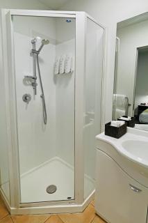 Quest Atrium Apartment Hotel - Wellington - 1