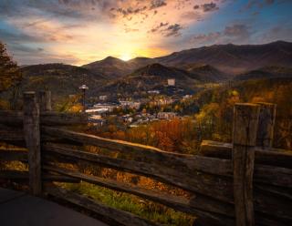 Twin Peaks Unit 2, Hot Tub, WIFI, 1089 IN FREE Tickets each paid day, Dollywood and More - Sevierville - 5