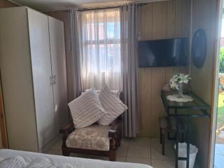 Isabel's B & B - 2