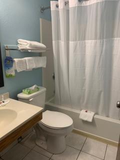 SUNRiSE INN - Greenwood - 8