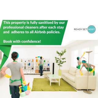 Hidden Beachside Gem in St Kilda by Ready Set Host - 8