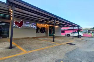 5 mins walking to East Coast Mall JW Guest House - 9