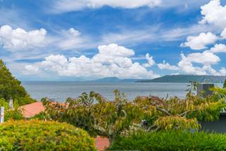 Lake View Retreat - lake views with BBQ & Pizza Oven - 7