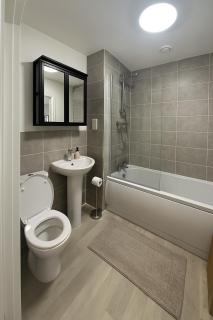 Glory Homes- City centre apartment , sleeps 7 with parking & WiFi - Birmingham - 5