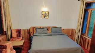 The Skyline Retreat - 5