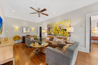 Luxurious Myers Park Living with Screened Porch - Charlotte - 3
