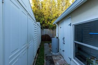 West Palm Beach Bungalow with Swimming Pool - 8