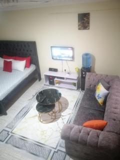 Joo's studio in donholm along spine road - Nairobi - 6