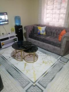 Joo's studio in donholm along spine road - Nairobi - 1