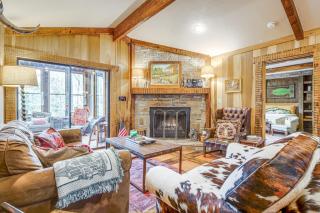 Near Hiking and Skiing Sapphire Home with Lake Access - Sapphire - 0