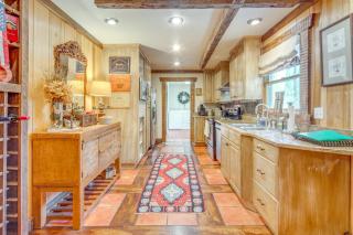 Near Hiking and Skiing Sapphire Home with Lake Access - Sapphire - 3